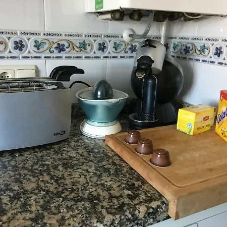 Piso Velazquez خيخون