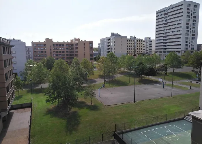 Piso Velazquez Апартаменти *