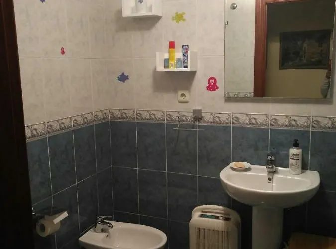 Piso Velazquez Апартаменти Хіхон